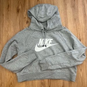 Nike Crop Hoodie!